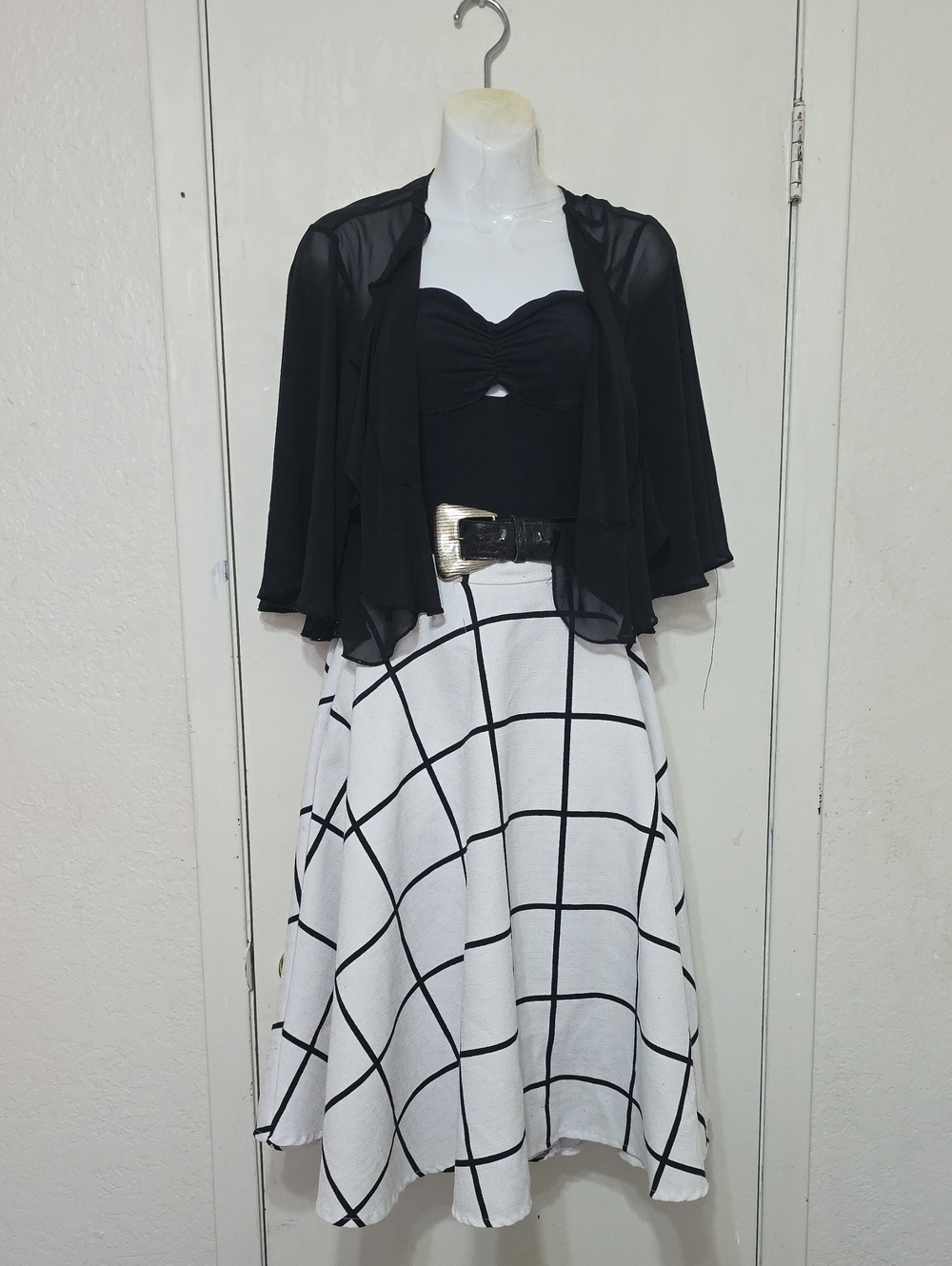 Outfit BUNDLE. Belt, Cardigan, Skirt, & Bodysuit.
